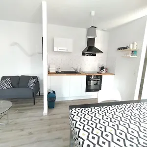 Bel Avec Micro Ext Et Parking Privé , Clermont-Ferrand France